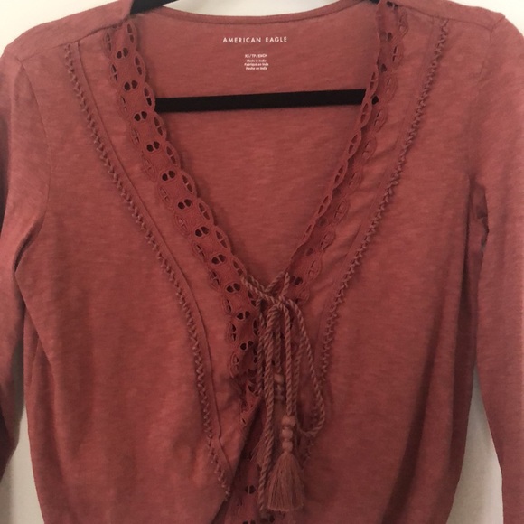 American Eagle long sleeve crop top - Picture 3 of 3
